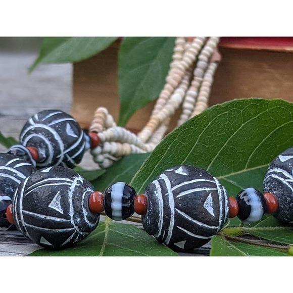 Vintage African Mali Spindle Whorl Bead Necklace, Tribal Necklace - Picture 4 of 10